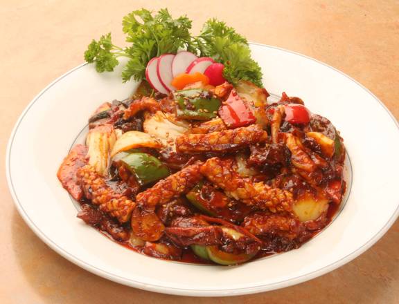 24. 오징어 볶음 Spicy Stir-fried Squid 辣炒鱿鱼